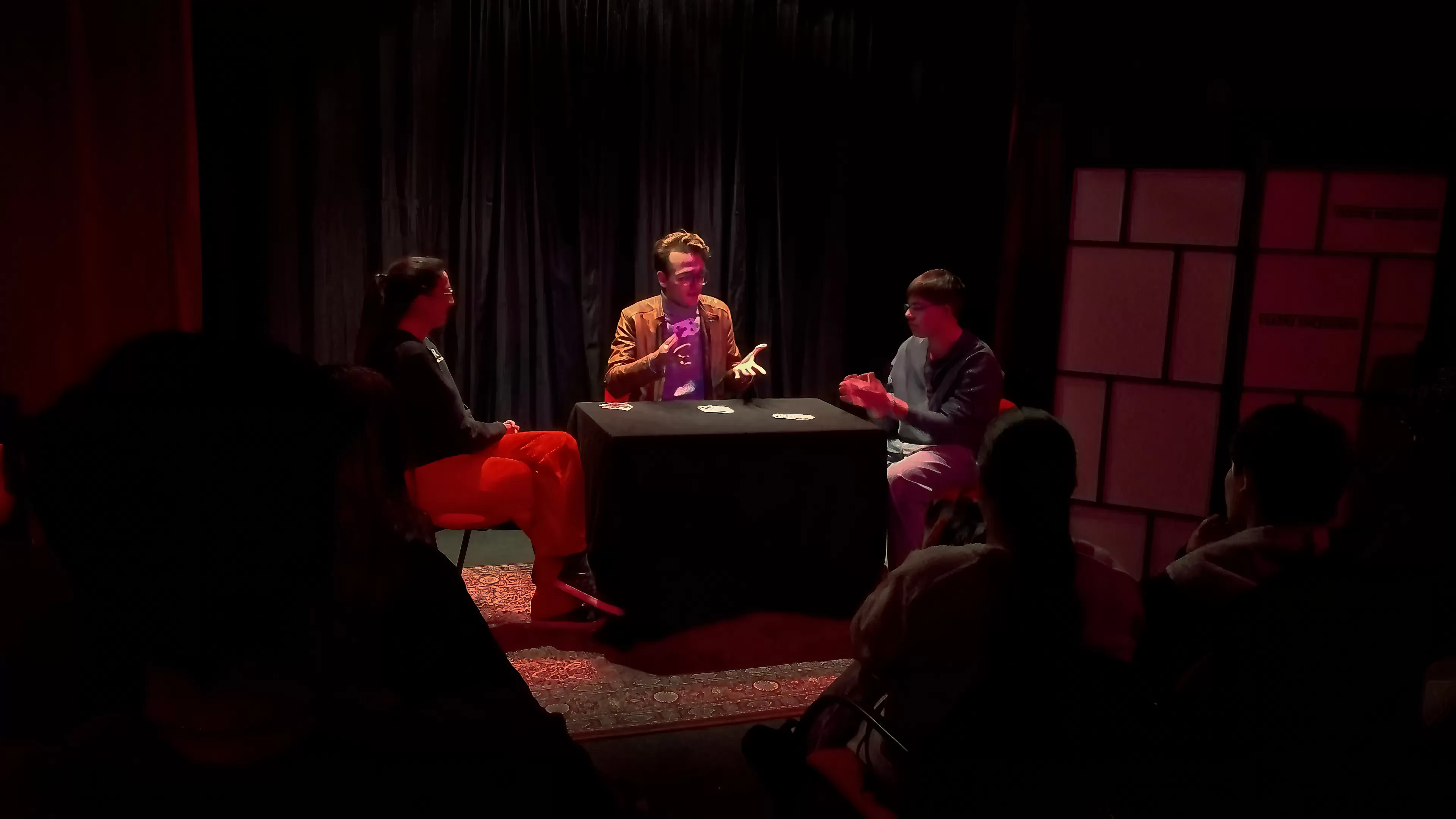 bruto-00_04_31_07-imagen-fija004