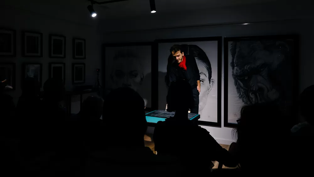 Pedro Parra actuando